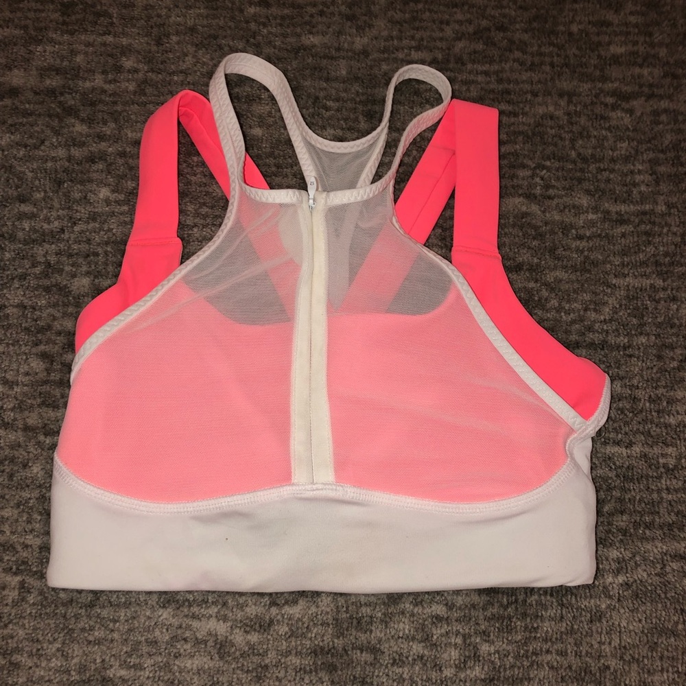 Lululemon sportsbra